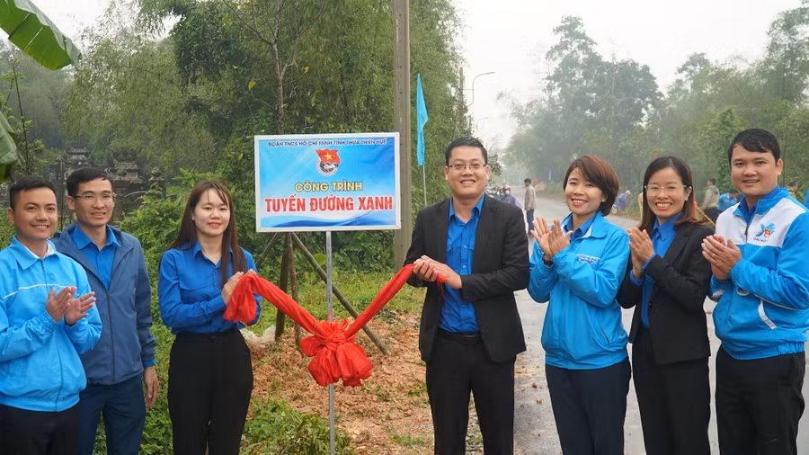 Sau Lễ Khởi động Tháng Thanh niên năm 2023, Tỉnh đoàn Thừa Thiên – Huế tiếp tục phát động Tết trồng cây “Đời đời nhớ ơn Bác Hồ” Xuân Qúy Mão năm 2023.