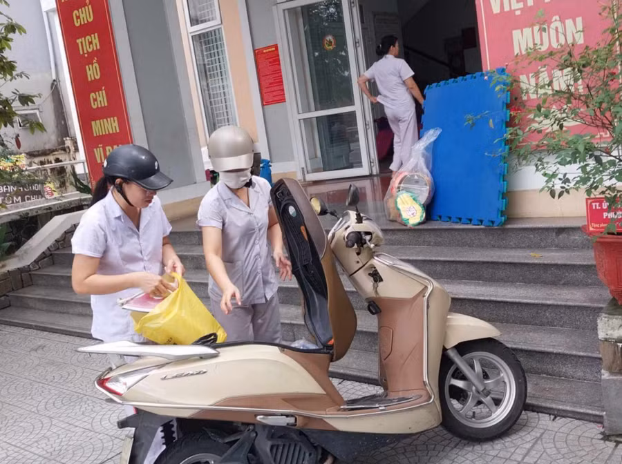 Tầng 1 cơ sở 2 UBND phường Thuận Hòa đã được bố trí để gần 100 trẻ của Trường Mầm non Hương Sen vào học.