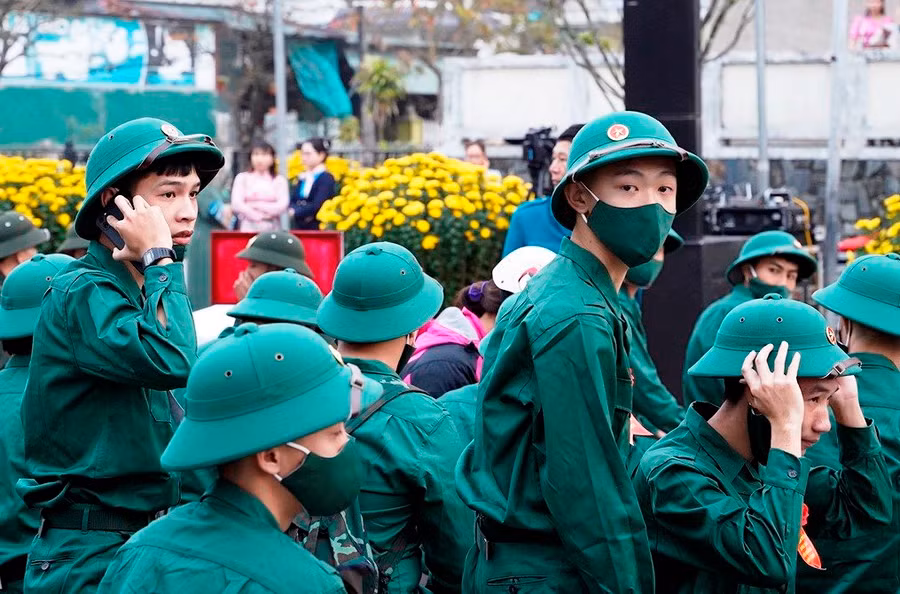 Phút bịn rịn.