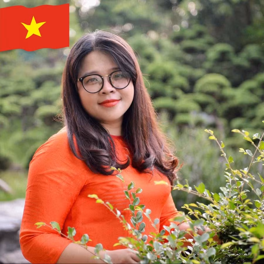 Cô Phạm Thị Hương Giang – Hiệu trưởng Trường THCS Nguyễn Tri Phương (Hà Nội)