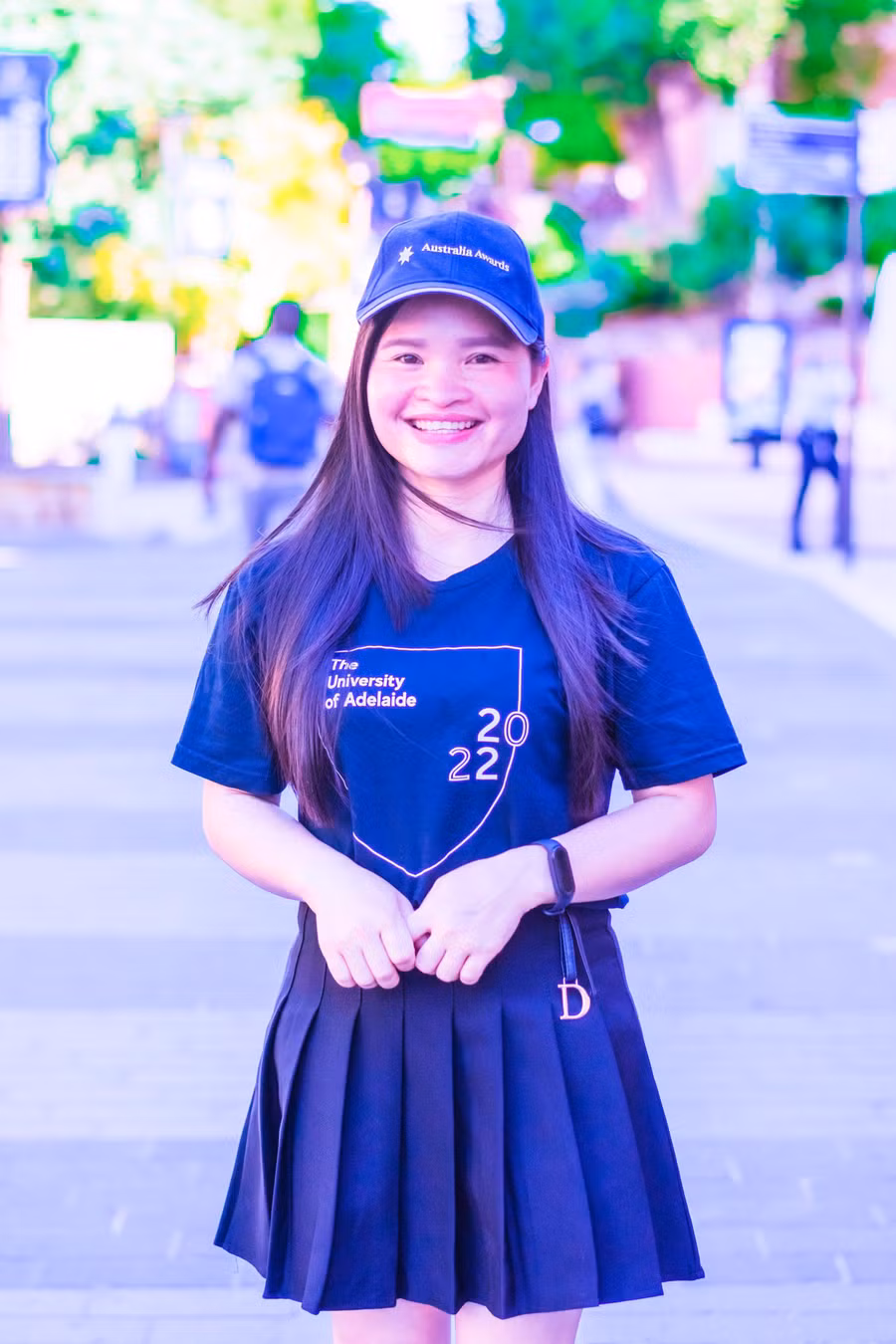 Bùi Thị Hằng hiện đang theo học chương trình thạc sỹ kinh tế nông nghiệp và thực phẩm toàn cầu tại Đại học Adelaide Bùi Thị Hằng hiện đang theo học chương trình thạc sỹ kinh tế nông nghiệp và thực phẩm toàn cầu tại Đại học Adelaide