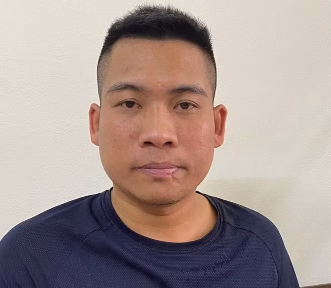 Đối tượng Trần Quốc Hưng tại cơ quan công an.