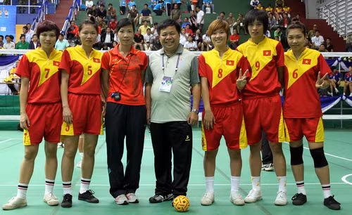 Ngày mai (15/12), đội cầu mây sẽ tiếp tục thi đấu gặp chủ nhà Lào và Thái Lan ở nội dung đôi nữ