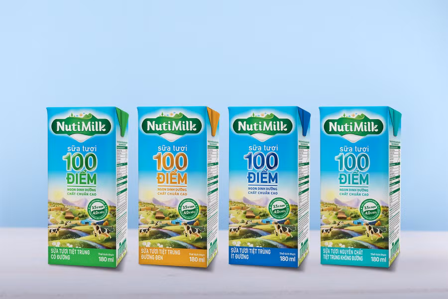 Sữa đường đen 100 điểm NutiMilk - Hương vị ngon tuyệt, giúp mẹ dụ bé uống sữa trong "tích tắc" - Ảnh 1. Sữa đường đen 100 điểm NutiMilk - Hương vị ngon tuyệt, giúp mẹ dụ bé uống sữa trong "tích tắc" - Ảnh 1.
