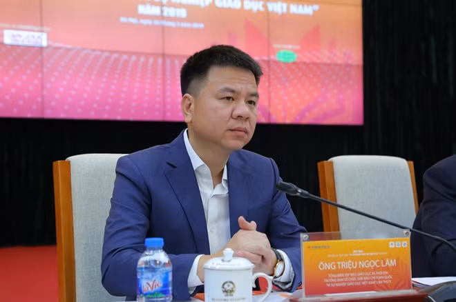 Tổng Biên tập báo Giáo dục & Thời đại ông Triệu Ngọc Lâm giải đáp các câu hỏi của PV về thể lệ cuộc thi. Tổng Biên tập báo Giáo dục & Thời đại ông Triệu Ngọc Lâm giải đáp các câu hỏi của PV về thể lệ cuộc thi.