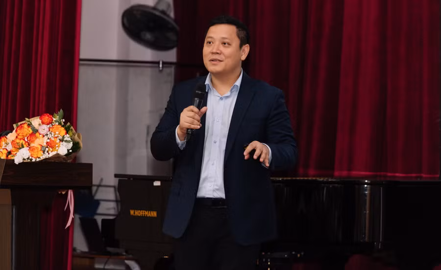 GS.TS Lê Anh Vinh - Viện trưởng Viện Khoa học Giáo dục Việt Nam chia sẻ tại sự kiện. GS.TS Lê Anh Vinh - Viện trưởng Viện Khoa học Giáo dục Việt Nam chia sẻ tại sự kiện.