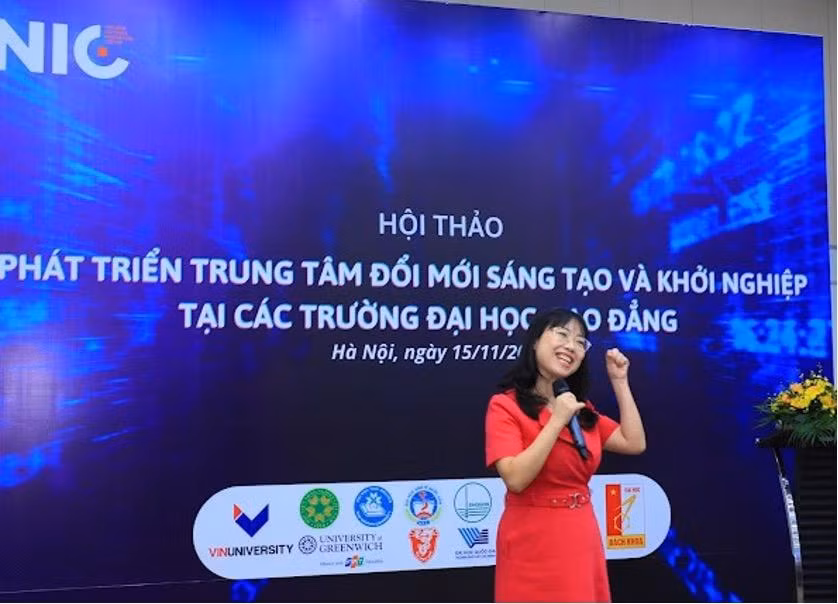TS. Lê Mai Lan, Phó Chủ tịch Tập đoàn Vingroup kiêm Chủ tịch Hội đồng trường ĐH VinUni phát biểu.