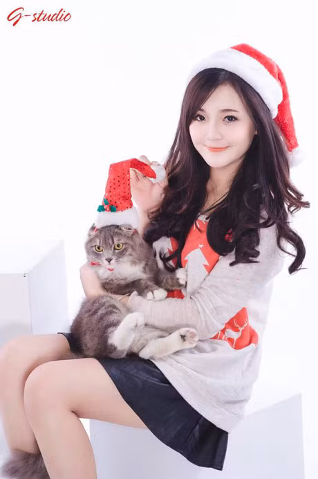 Trai xinh gai dep thi nhau khoe anh Giang sinh tao bao - Anh 2