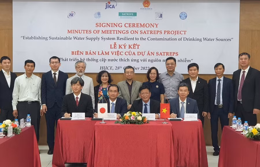 Lễ ký kết diễn ra thành công tốt đẹp.