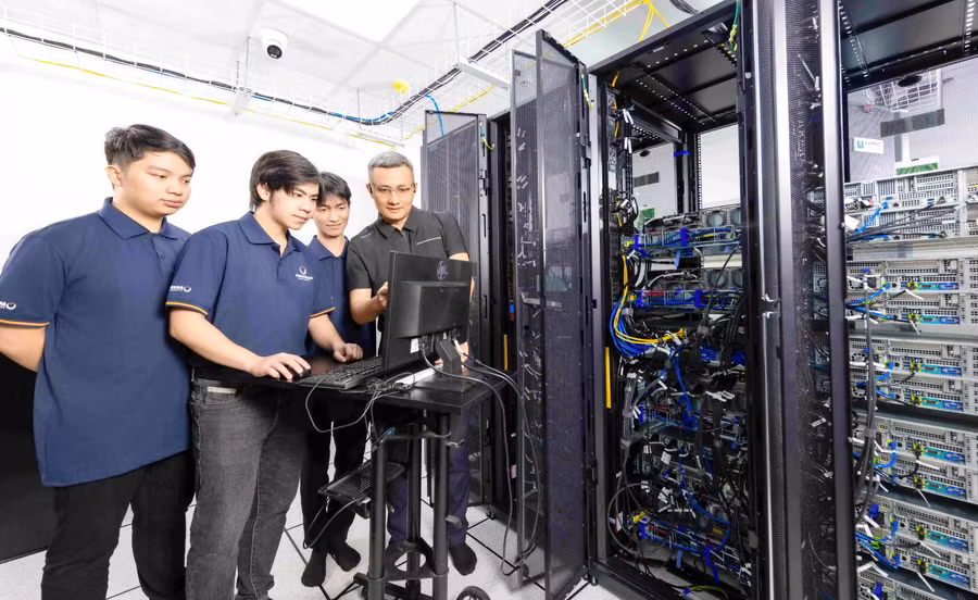 Trường Đại học Phenikaa thành lập Trung tâm Phenikaa đào tạo thiết kế vi mạch bán dẫn. Trường Đại học Phenikaa thành lập Trung tâm Phenikaa đào tạo thiết kế vi mạch bán dẫn.