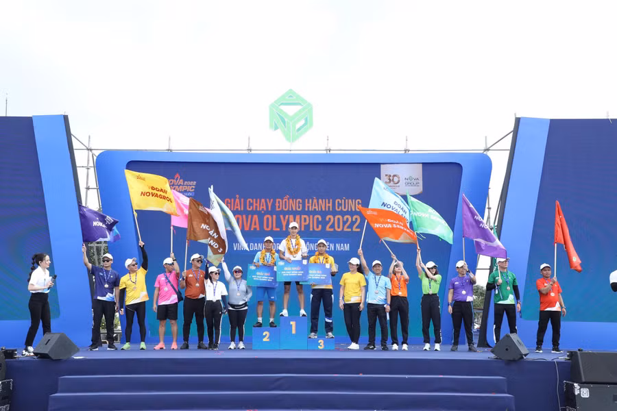 Nổi bật tại sự kiện là hoạt động chạy đồng hành. Cuối chương trình, BTC vinh danh các Novator cán đích đầu tiên.