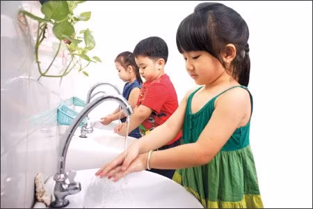 Mất vệ sinh, rước "tay chân miệng"