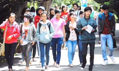 Gợi ý đáp án môn Toán