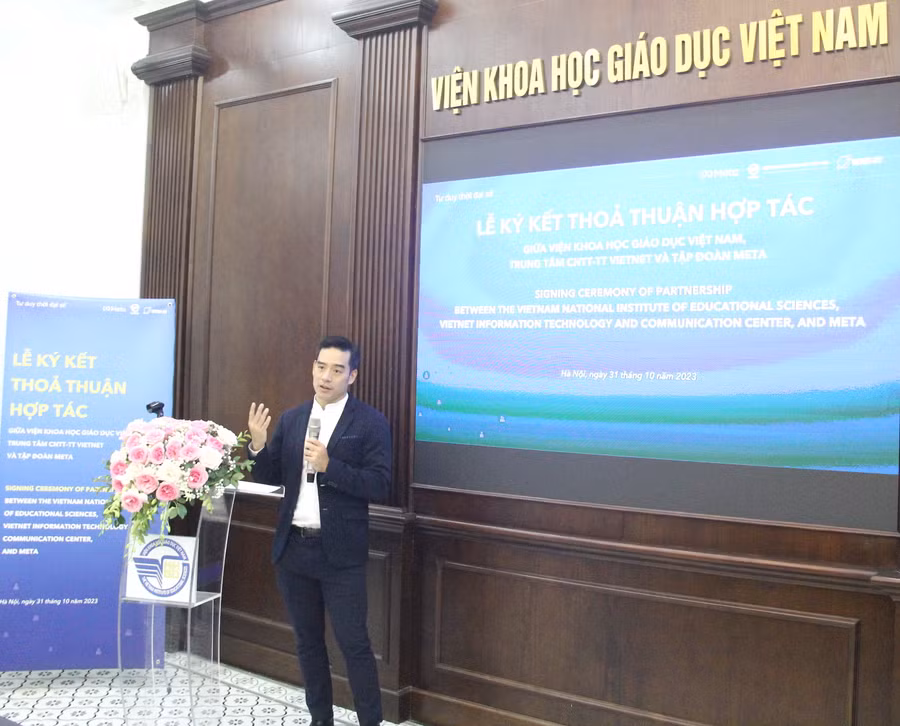 Ông Ruici Tio chia sẻ tại buổi lễ. Ông Ruici Tio chia sẻ tại buổi lễ.