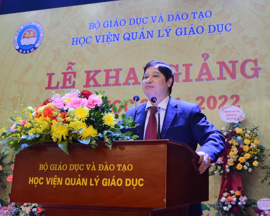 GS.TS Phạm Quang Trung phát biểu tại buổi lễ
