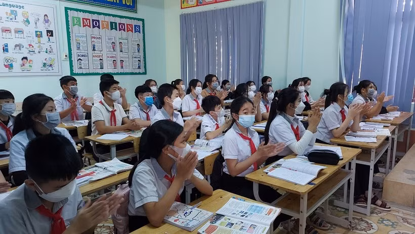 Nhằm giải quyết tình trạng thiếu giáo viên ở các cấp học, Quảng Bình thông qua nghị quyết tuyển bổ sung giáo viên.