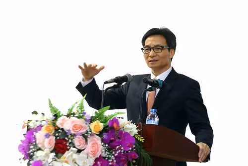 Phó Thủ tướng Vũ Đức Đam: Đại học không chỉ truyền bá kiến thức mà còn phải tạo ra kiến thức