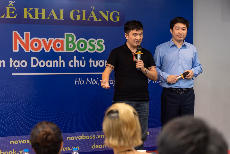 Ông Đinh Văn Lộc (bên trái): Hãy từ bỏ tư duy “ăn xổi”.