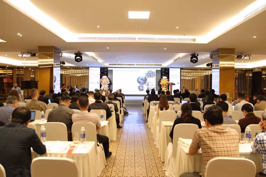 Toàn cảnh buổi lễ. Toàn cảnh buổi lễ.