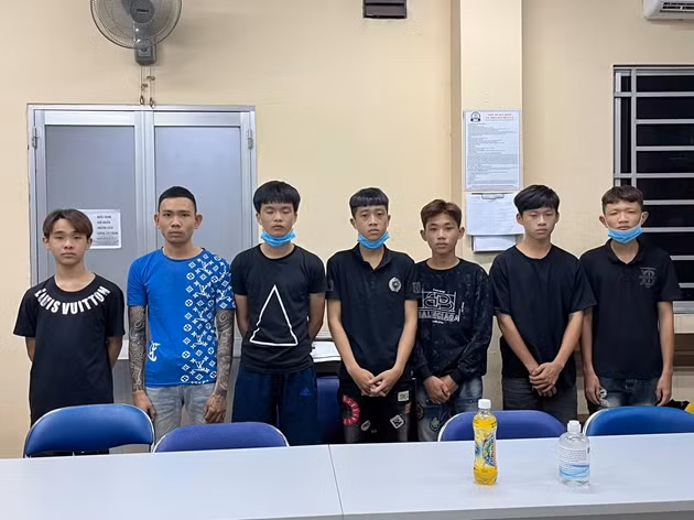 Các đối tượng trong băng cướp vừa bị bắt.