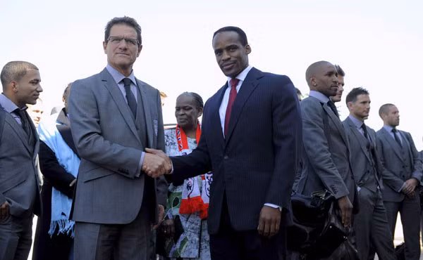 Những gương mặt trẻ sáng giá nhất trong các gia đình hoàng gia ảnh 13 King Leruo Tshekedi Molotlegi, Royal Bafokeng Nation (L, front) As the ruler of Royal Bafokeng Nation, he upgraded the local stadium with 70 million U.S. dollars for World Cup 2010 and the first World Cup U.S.-England game in June.