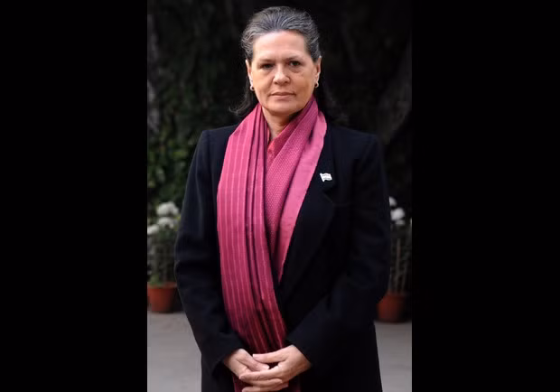 Công bố danh sách nhân vật quyền lực nhất hành tinh ảnh 9 # Age: 63 # Title: President # Organization: Indian National Congress # Residence: New Delhi, India # Country of citizenship: India