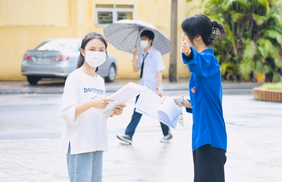 Thí sinh tham dự Kỳ thi đánh giá tư duy năm 2022, do Trường ĐH Bách khoa Hà Nội tổ chức. Ảnh: NTCC