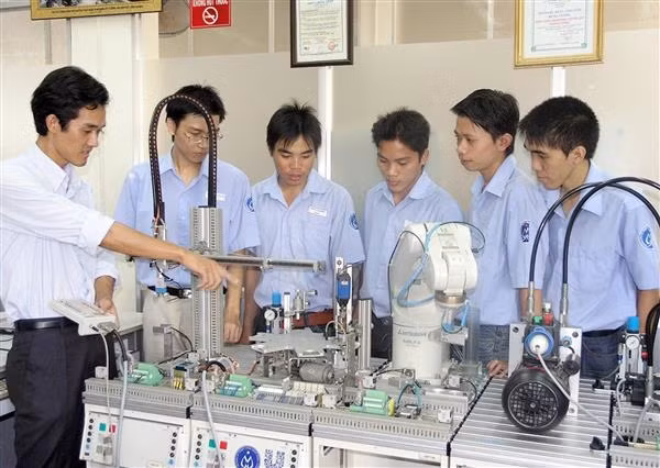 Những năng lực học sâu hơn thực sự cần thiết cho học sinh thành công trong quá trình học ở cấp đại học cũng như trong thế giới toàn cầu hoá. Ảnh minh họa/internet Những năng lực học sâu hơn thực sự cần thiết cho học sinh thành công trong quá trình học ở cấp đại học cũng như trong thế giới toàn cầu hoá. Ảnh minh họa/internet