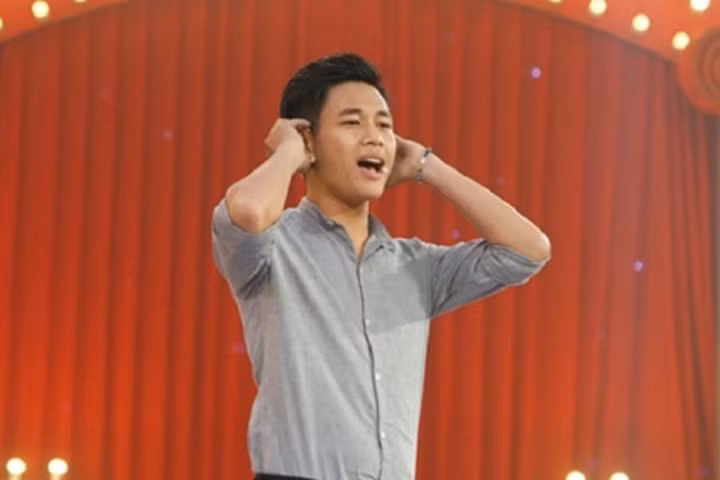 Khán giả bức xúc vì Trấn Thành dễ dàng cười với "hotboy trà sữa"