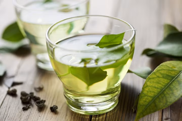 Uống trà xanh theo cách này bạn sẽ không sợ ung thư tìm đến