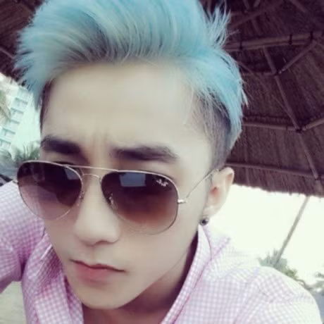 Nhuom toc xanh, Hoang Ton co 