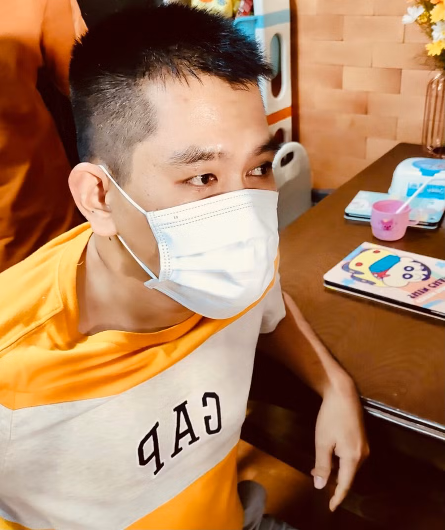 Một "tú ông" trong đường dây bị bắt giữ.