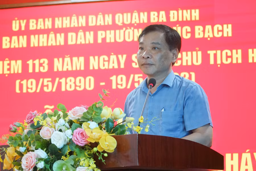 Ông Nguyễn Ngọc Lăng, Phó Chủ tịch phường Trúc Bạch phát biểu tại sự kiện.