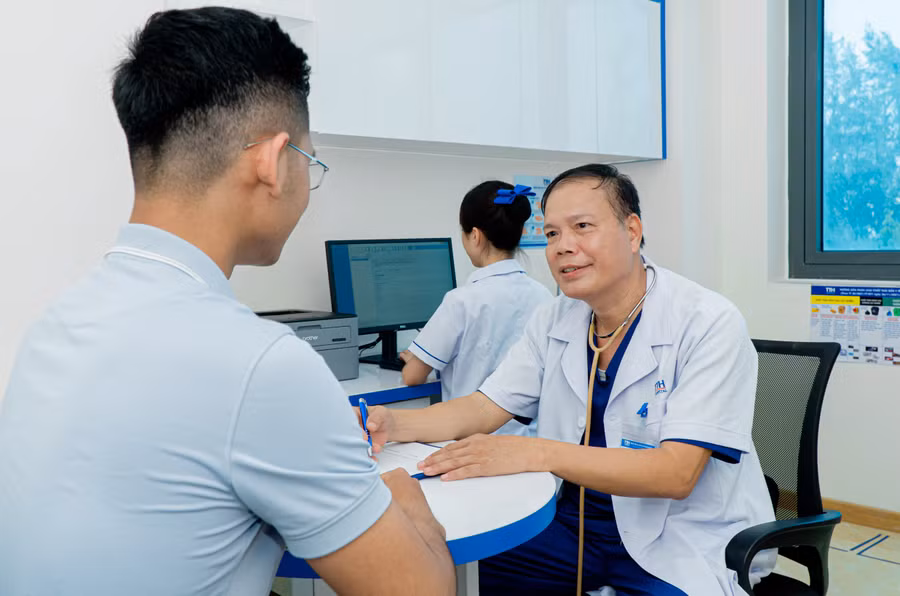 Đội ngũ y bác sĩ tại bệnh viện hầu hết có chuyên môn cao.