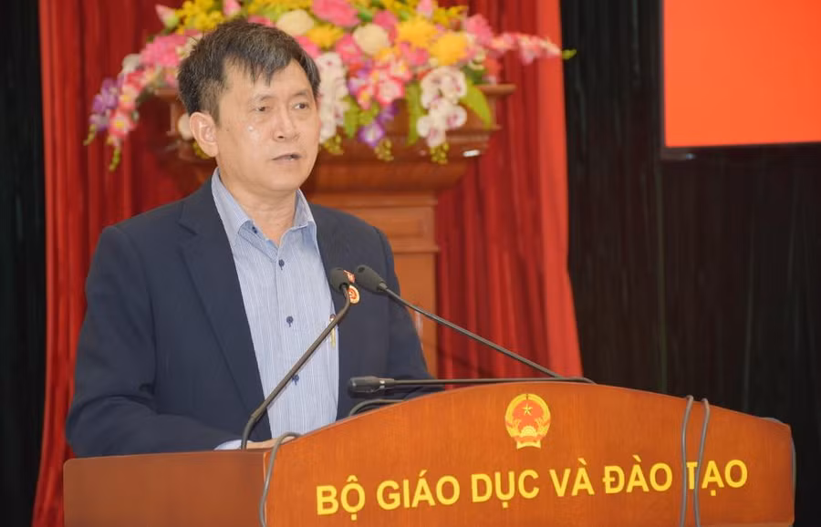 Đồng chí Trần Sâm phát biểu tại buổi lễ
