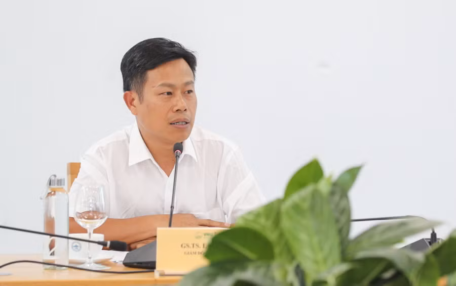 Giám đốc ĐHQGHN Lê Quân phát biểu tại hội thảo. Giám đốc ĐHQGHN Lê Quân phát biểu tại hội thảo.