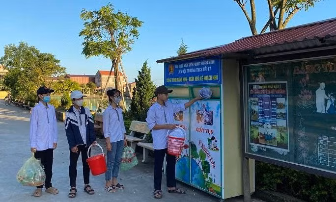 Những giờ ngoại khóa giúp HS Trường THCS Hải Lý hiểu thêm về ứng dụng công nghệ trong xử lý rác thải