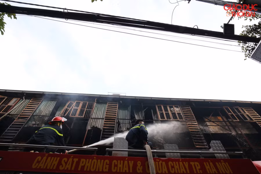 Tính đến thời điểm hiện tại, đám cháy đã được dập tắt hoàn toàn.