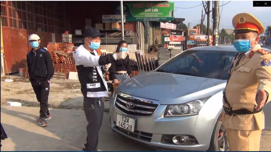 Ông H. có hành vi chống đối CSGT, phát trực tiếp lên mạng xã hội.