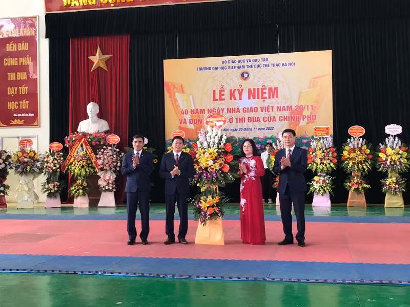 Lễ kỷ niệm 40 năm ngày Nhà giáo Việt Nam 20/11/1982 - 20/11/2022 của Trường Đại học Sư phạm Thể dục Thể thao Hà Nội.