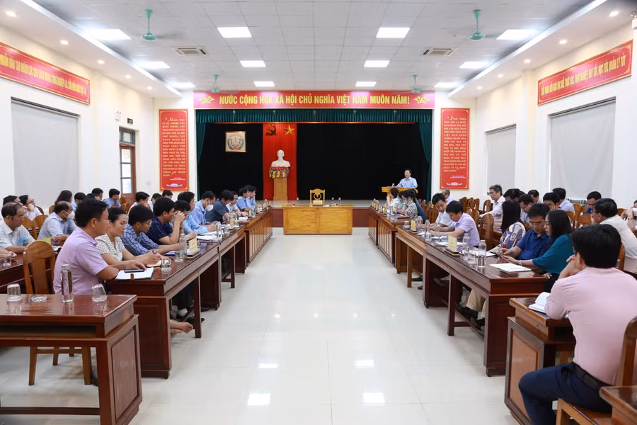Sở GD&amp;ĐT tỉnh Quảng Bình tổ chức Hội nghị triển khai công tác tuyển sinh, thi tốt nghiệp THPT.