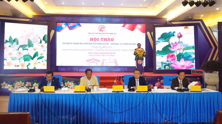 Hội thảo Khu KTTM xuyên biên giới chung Lao Bảo - Densavan.