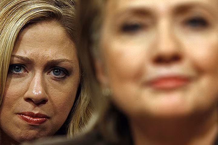 Ái nữ nhà Clinton có thể tiếp bước con đường của bố mẹ