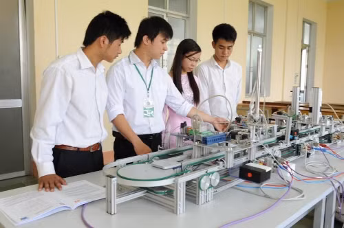 Cần sự đột phá trong đào tạo các ngành khoa học cơ bản