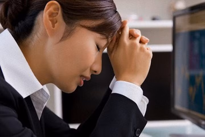Đối đãi hết lòng với em dâu mà tôi vẫn bị coi thường