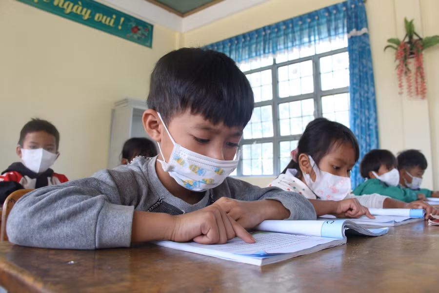 Học sinh Kon Tum nghỉ học từ 27/9 để ứng phó với bão Noru.