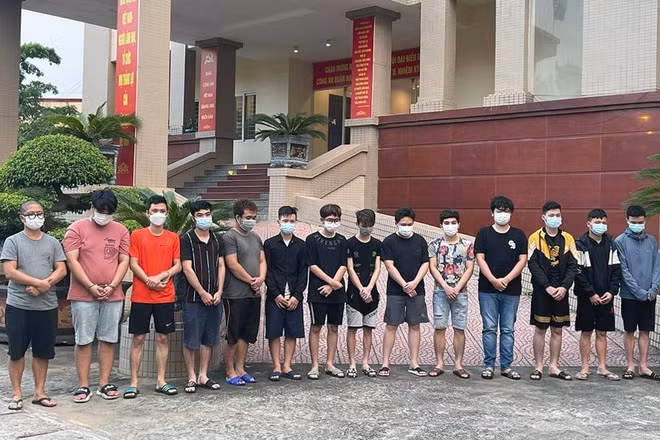 Các đối tượng trong đường dây cờ bạc trực tuyến do Nguyễn Minh Thành cầm đầu