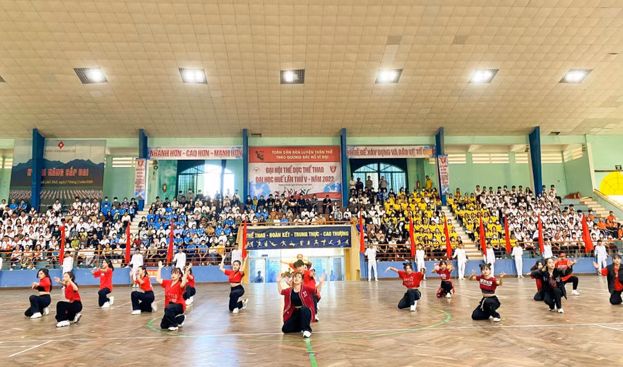 Văn nghệ sôi động chào mừng Đại hội.