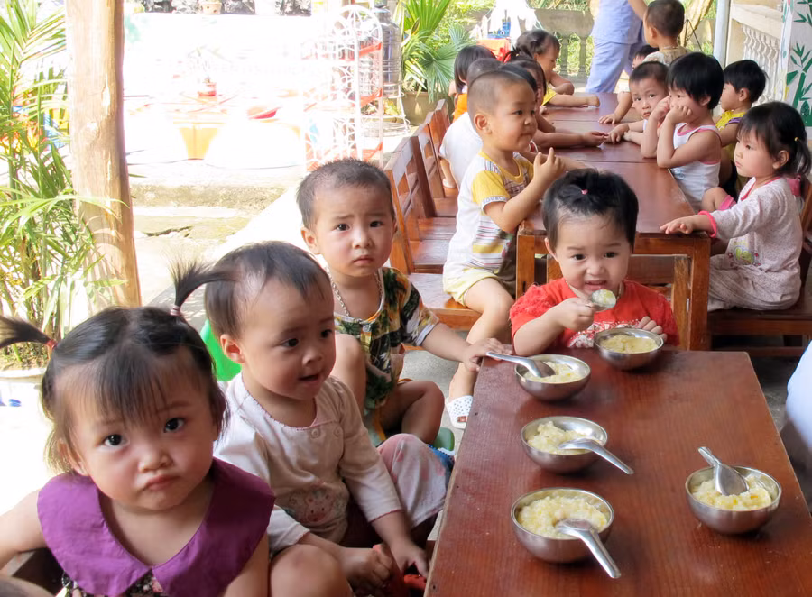 Thêm cơ hội cho trẻ mầm non vùng khó