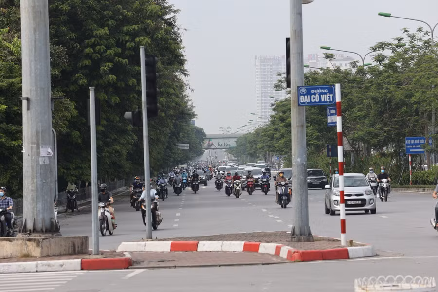 Tại một số tuyến đường lượng phương tiện di chuyển trong khung thời gian sáng đông trở lại.